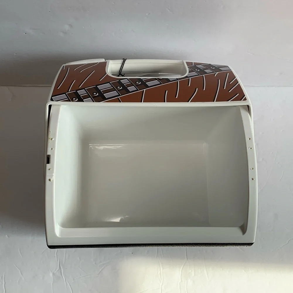 Igloo 7 Quarts Star Wars CHEWBACCA Playmate Cooler New